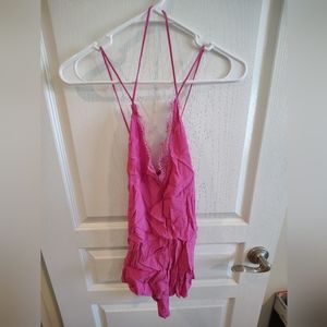 UO brand Silence +  Noise fuscia pink criss cross thin strap Lace V-neck top